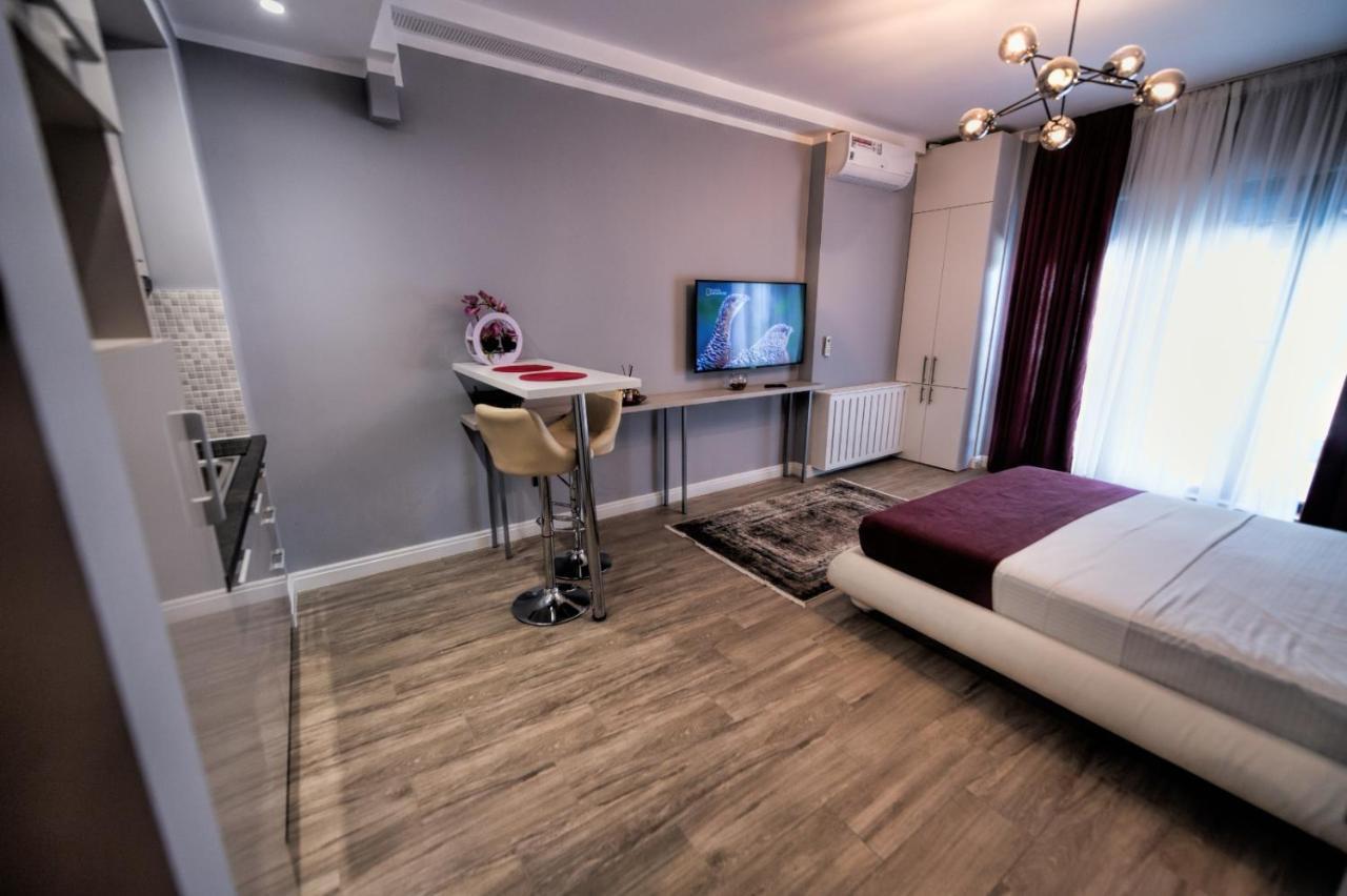 Katty Lux Studio Mamaia Luaran gambar